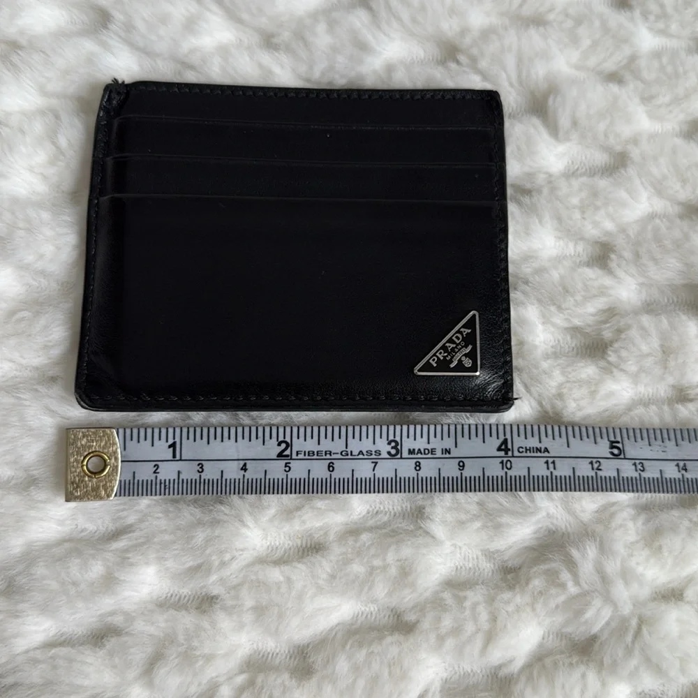 Prada Leather Card Holder-Authentic-USED